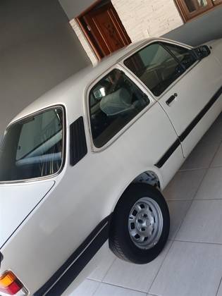 CHEVROLET CHEVETTE 1.6 SL/E 8V GASOLINA 2P MANUAL CHEVROLET CHEVETTE 1.6 SL/E 8V GASOLINA 2P MANUAL